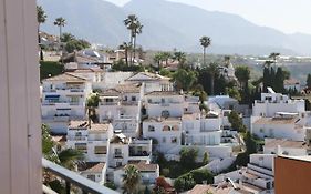 2 bedroom apartment Paradorares Ne